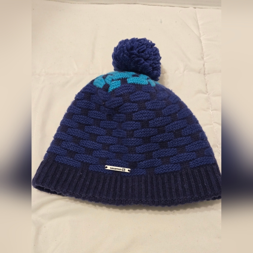 Salomon Knitted Beanie Pom Pom Hat, Bobble Hat Travel Warm Vacation Winter